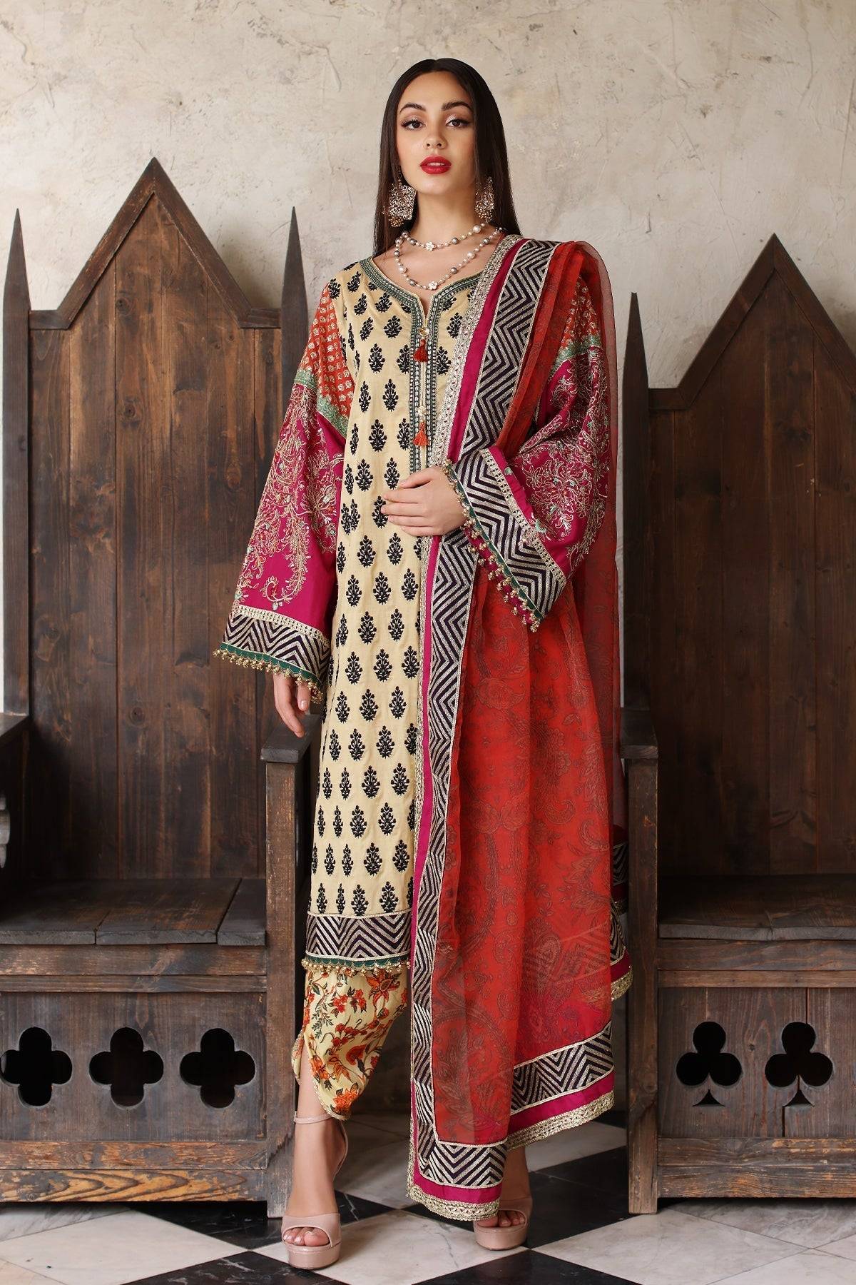 Mina Kashif | Festive Lawn | Amani - Pakistani Designer Dress - by Mina Kashif | Type: Luxury - 100% Original at Saira Sultan