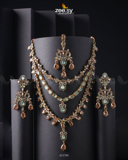 Sonya's Necklace Set Golden Mint Green