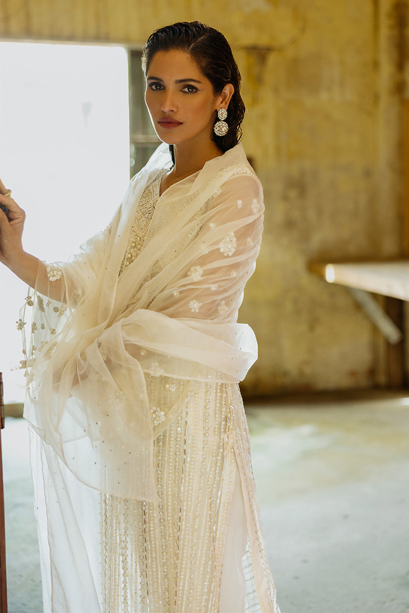 Mushq | Fleur Luxury Formals 24 | Lotus S Net Cream