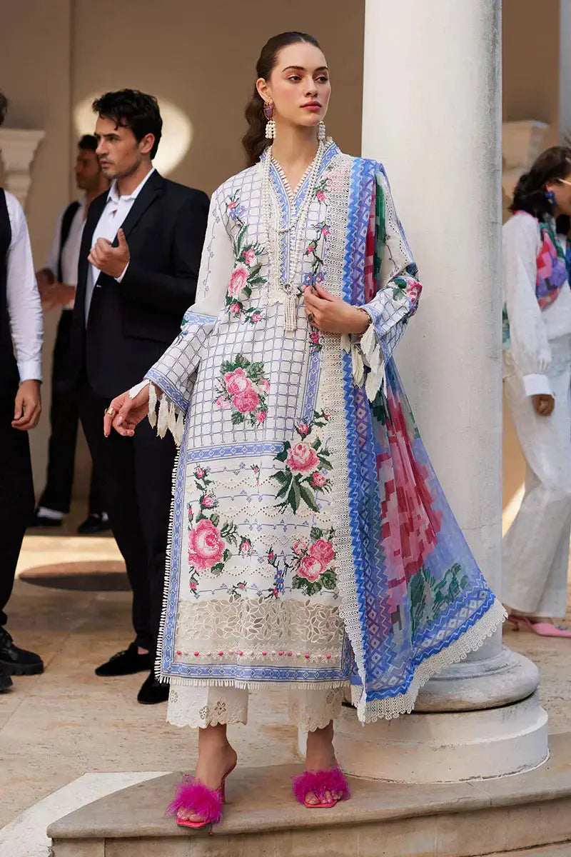 Mushq | Te Amo Luxury Lawn 24 | BELLA BELLEZA - Pakistani Designer Dress - by Mushq | Type: Luxury - 100% Original at Saira Sultan