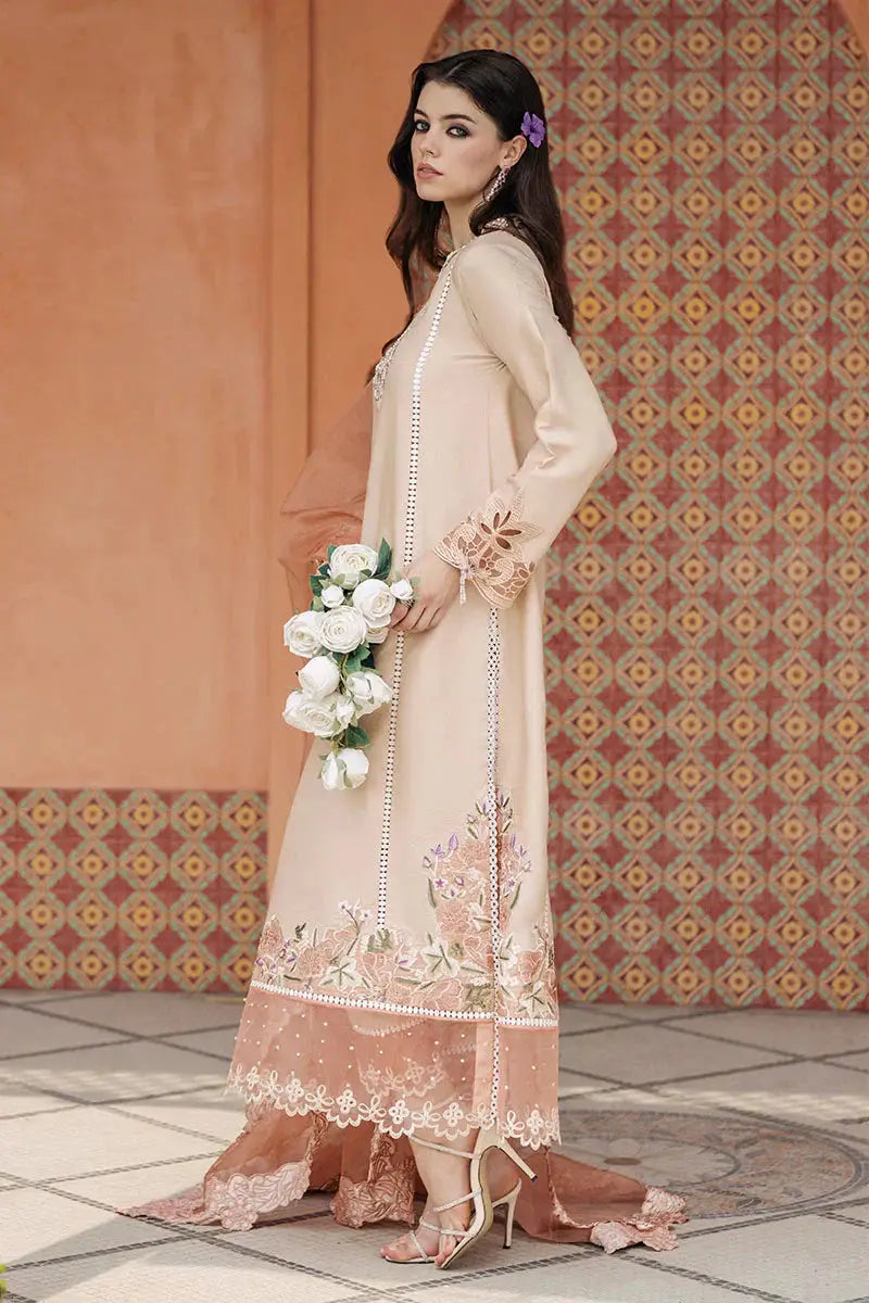 Mushq | Tehreem Luxury Pret 24 | ENCHANTED ELEGANCE - Pakistani Designer Dress - by Mushq | Type: Luxury - 100% Original at Saira Sultan