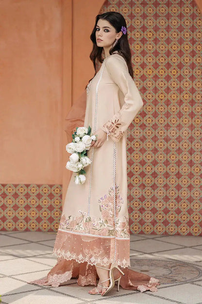Mushq | Tehreem Luxury Pret 24 | ENCHANTED ELEGANCE - Pakistani Designer Dress - by Mushq | Type: Luxury - 100% Original at Saira Sultan