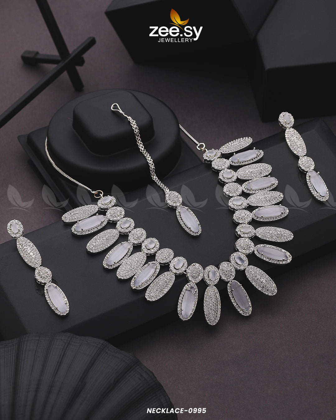 Necklace-0995 White