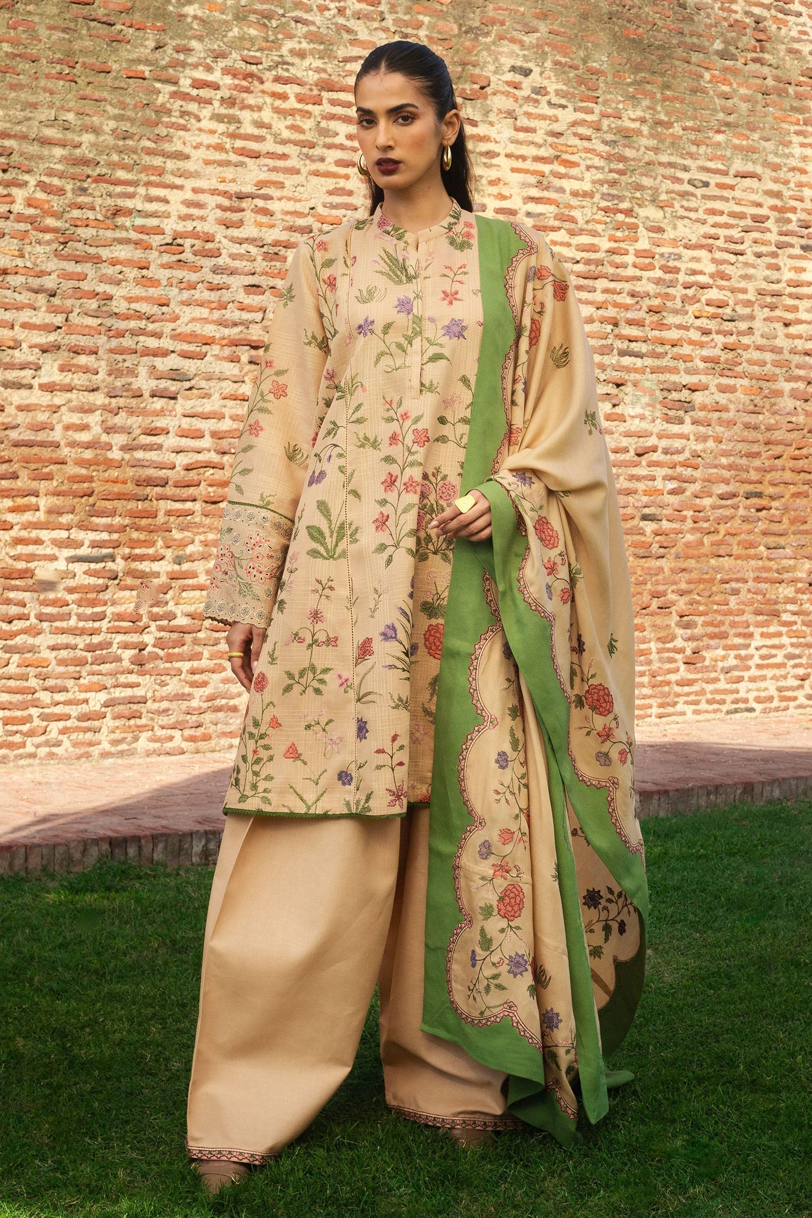 Zara Shahjahan | Winter 24 |  NEGAH-D3 - Pakistani Designer Dress - by Zara Shahjahan | Type: Ladies Clothes - 100% Original at Saira Sultan