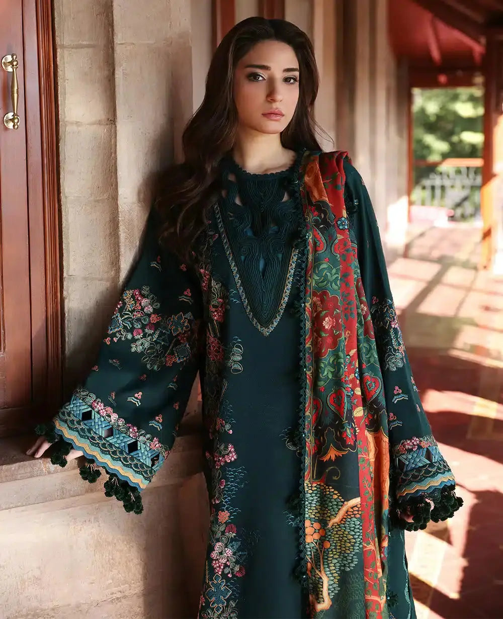 Republic Womenswear | Noemei Luxury Shawl 23 | NWU23-D6-B - Pakistani Designer Dress - by Republic Womenswear | Type: Luxury - 100% Original at Saira Sultan