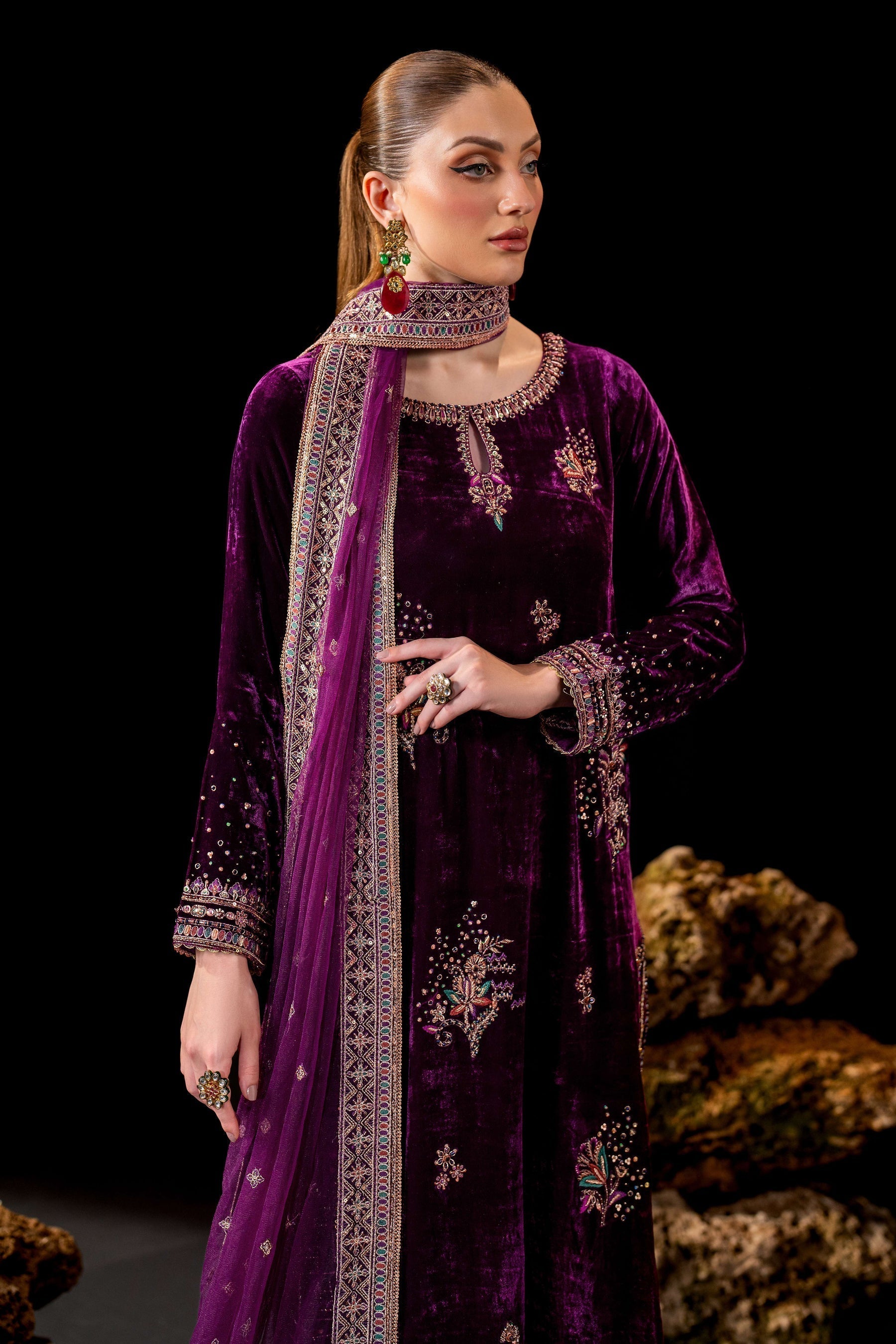 Naqshi | Makhmal 24 |  Rubayi - Pakistani Designer Dress - by Naqshi | Type: Ladies Clothes - 100% Original at Saira Sultan