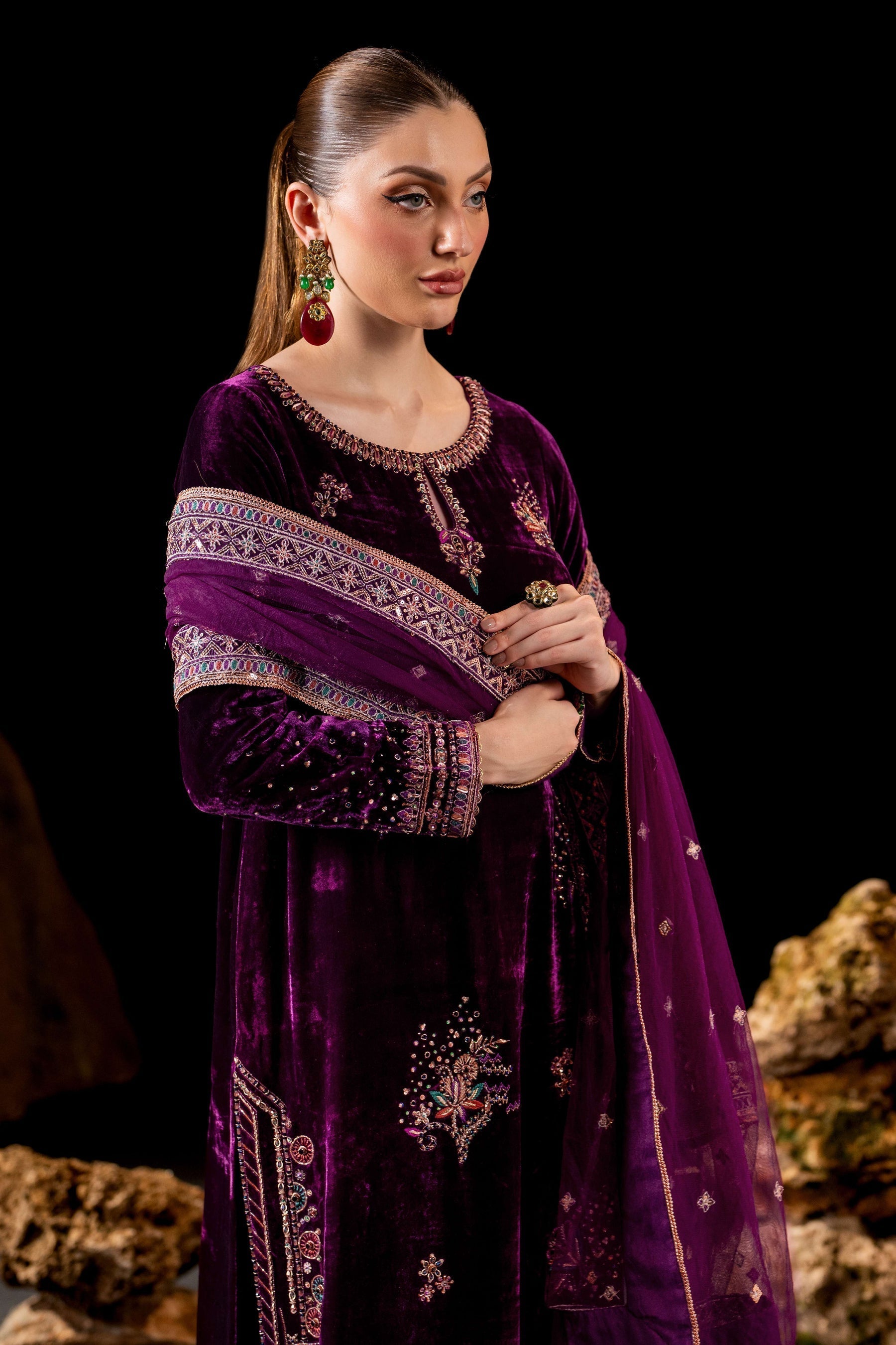 Naqshi | Makhmal 24 |  Rubayi - Pakistani Designer Dress - by Naqshi | Type: Ladies Clothes - 100% Original at Saira Sultan