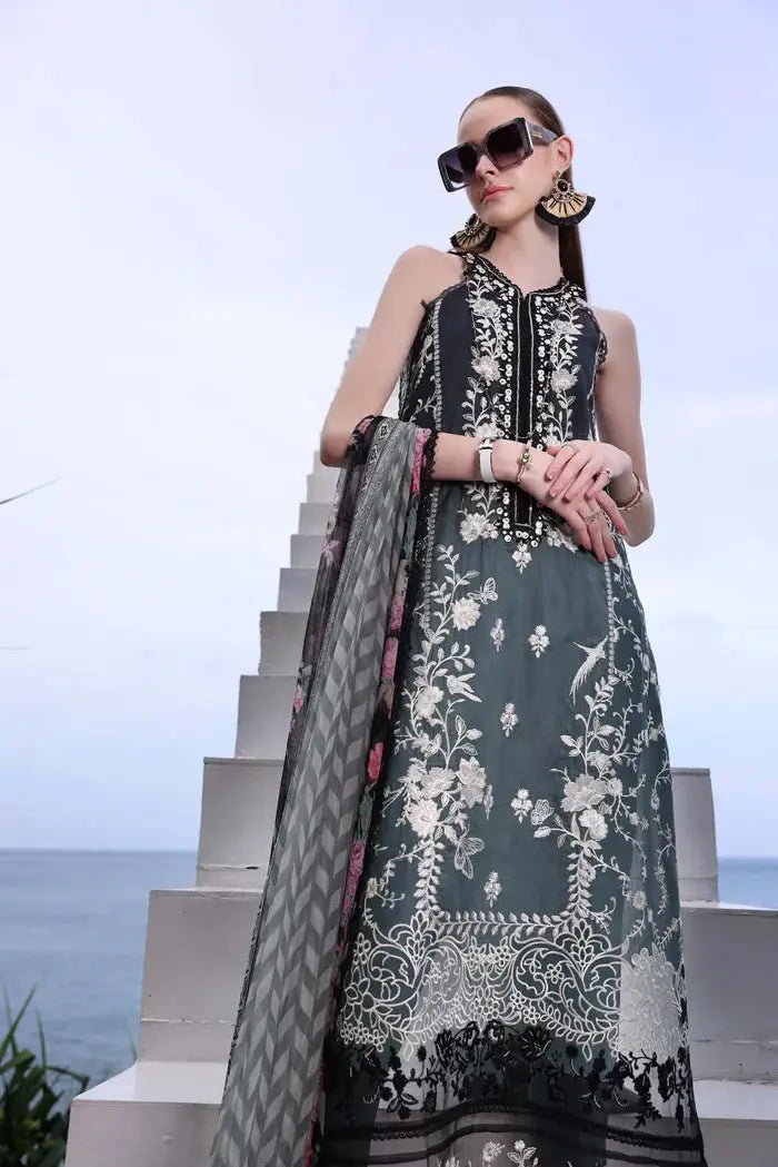 Noor by Saadia Asad | Luxe Printkari 24 | D2-B - Pakistani Designer Dress - by Noor by Saadia Asad | Type: Luxury - 100% Original at Saira Sultan