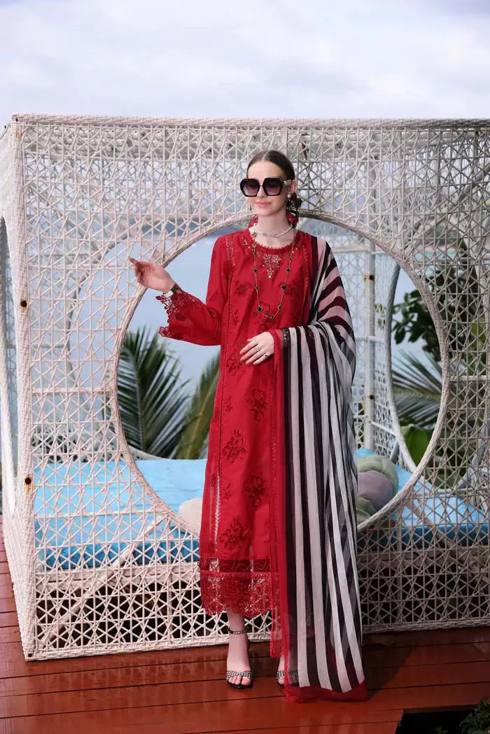 Noor by Saadia Asad | Luxe Printkari 24 | D8-A - Pakistani Designer Dress - by Noor by Saadia Asad | Type: Luxury - 100% Original at Saira Sultan