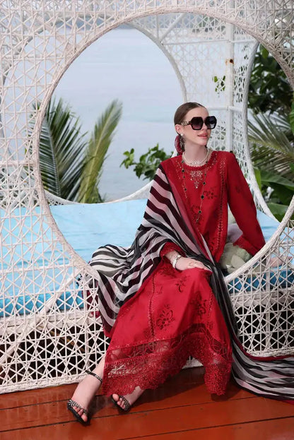 Noor by Saadia Asad | Luxe Printkari 24 | D8-A - Pakistani Designer Dress - by Noor by Saadia Asad | Type: Luxury - 100% Original at Saira Sultan