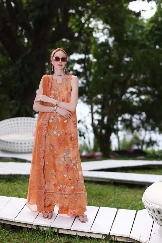 Noor by Saadia Asad | Luxe Printkari 24 | D4-A - Pakistani Designer Dress - by Noor by Saadia Asad | Type: Luxury - 100% Original at Saira Sultan