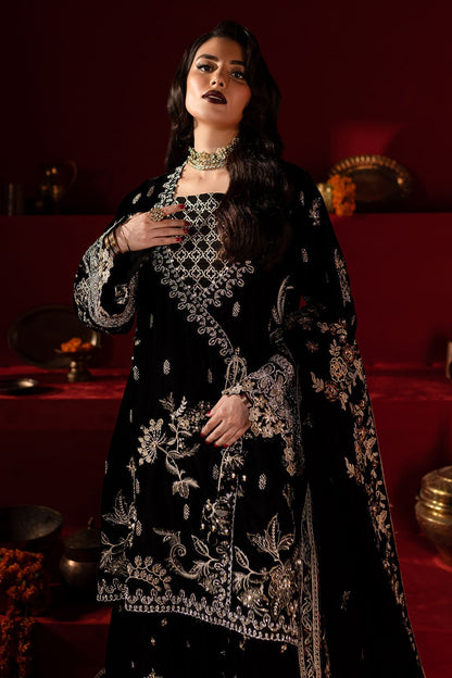 Nureh | Maya Velvet |  NW-92 - Pakistani Designer Dress - by Nureh | Type: Ladies Clothes - 100% Original at Saira Sultan