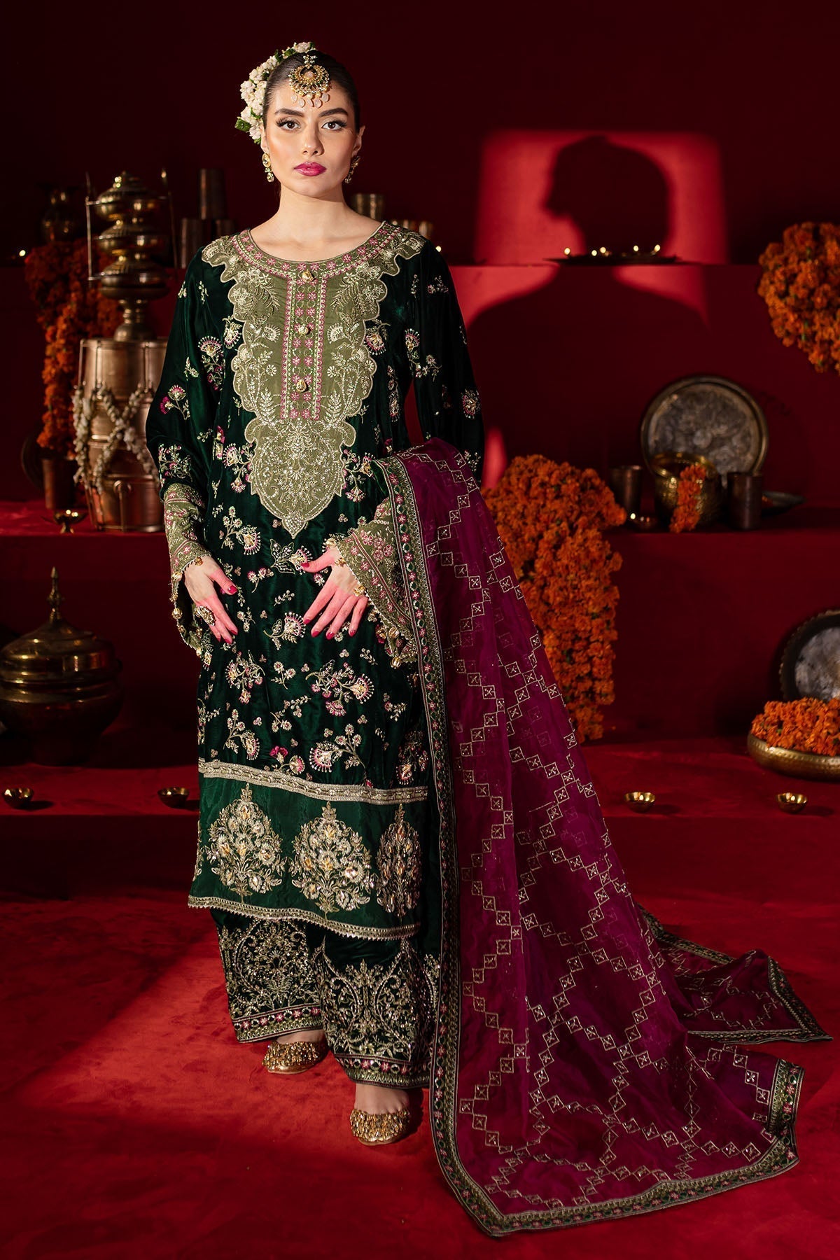 Nureh | Maya Velvet |  NW-88 - Pakistani Designer Dress - by Nureh | Type: Ladies Clothes - 100% Original at Saira Sultan
