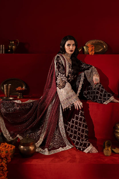 Nureh | Maya Velvet |  NW-89 - Pakistani Designer Dress - by Nureh | Type: Ladies Clothes - 100% Original at Saira Sultan