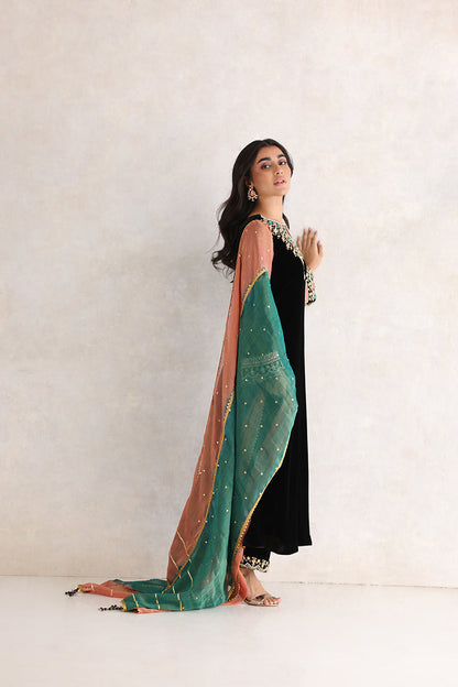Sana Abbas | Velvet Formals | NURGUL S Black Velvet