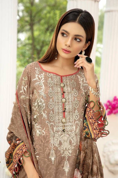 House of Nawab | Lawn Collection 24 | SAHIBO - Pakistani Designer Dress - by House of Nawab | Type: Luxury - 100% Original at Saira Sultan