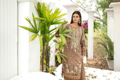 House of Nawab | Lawn Collection 24 | SAHIBO - Pakistani Designer Dress - by House of Nawab | Type: Luxury - 100% Original at Saira Sultan