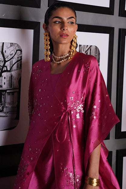 Suffuse | Luxury Pret 24 | ILSA M Lipstick Pink Tissue Silk