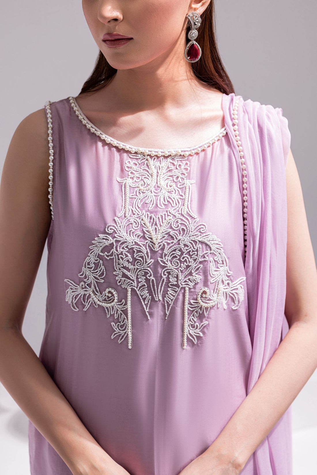 Amani | Aira Festive Wear | ZEEN Hand Embellished Short Shirt with Slim Fit Shalwar & Chiffon Dupatta - Pakistani Designer Dress - by Amani - Type : Ladies Clothes - 100% Original at Saira Sultan