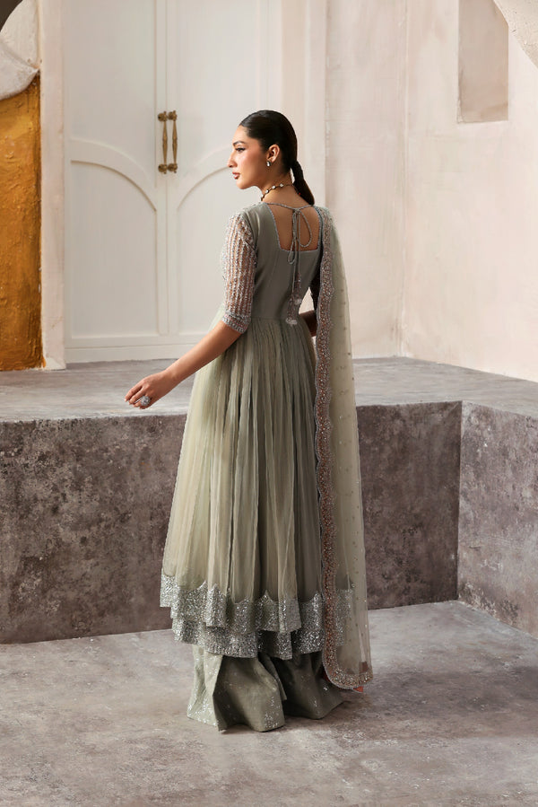 Vanya | Revuse Wedding Formals | RV-04 - Pakistani Designer Dress - by Vanya - Type : Ladies Clothes - 100% Original at Saira Sultan
