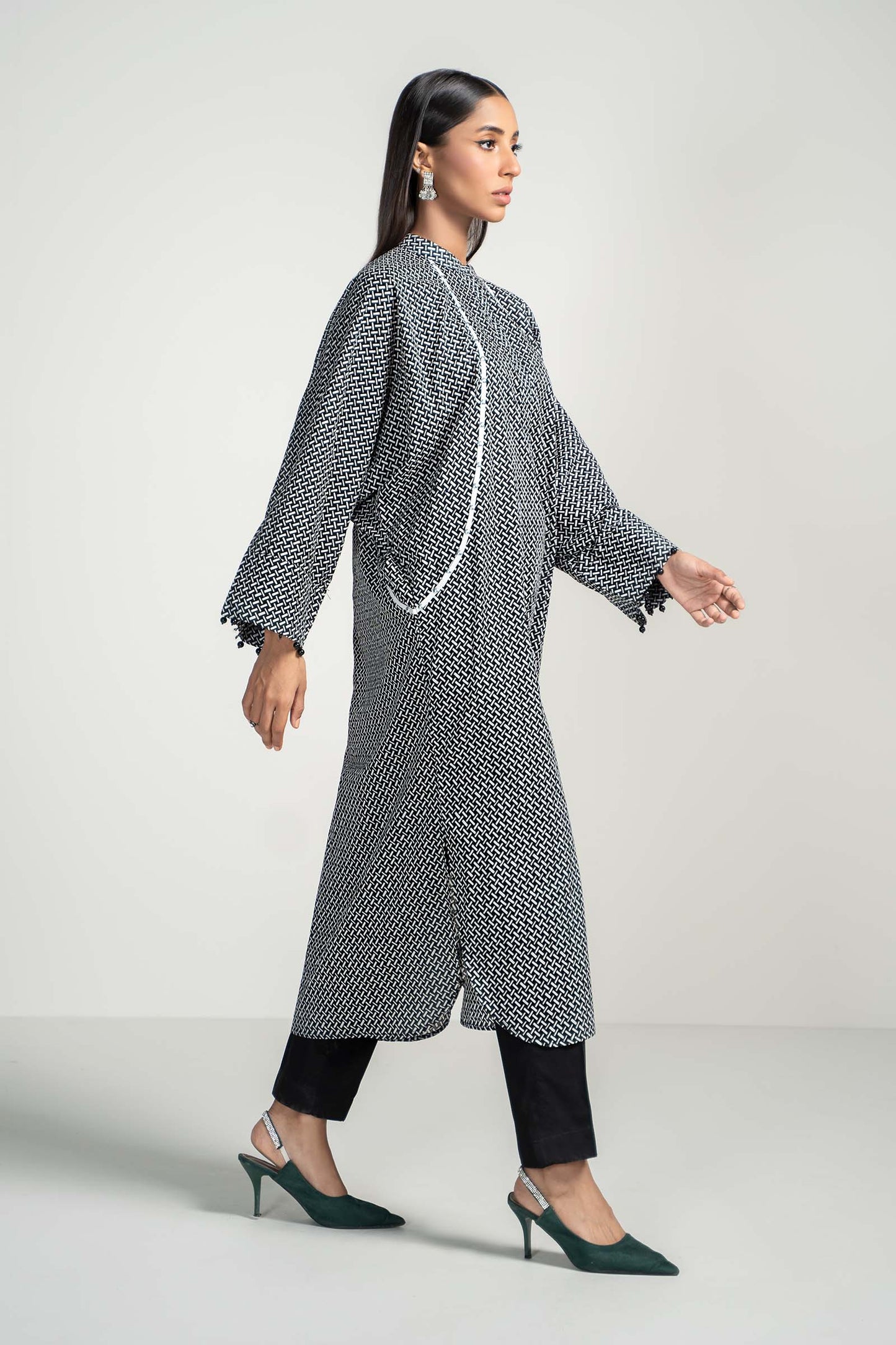 Maira B | Ready to Wear | PS-PF24-09 L Black