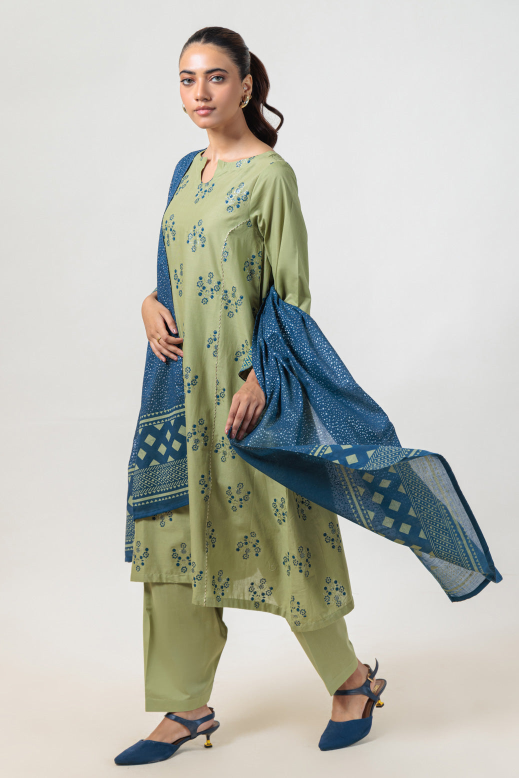 Bonanza Satrangi | Green Cambric 3 Piece (PWS5243P03) 12 Green