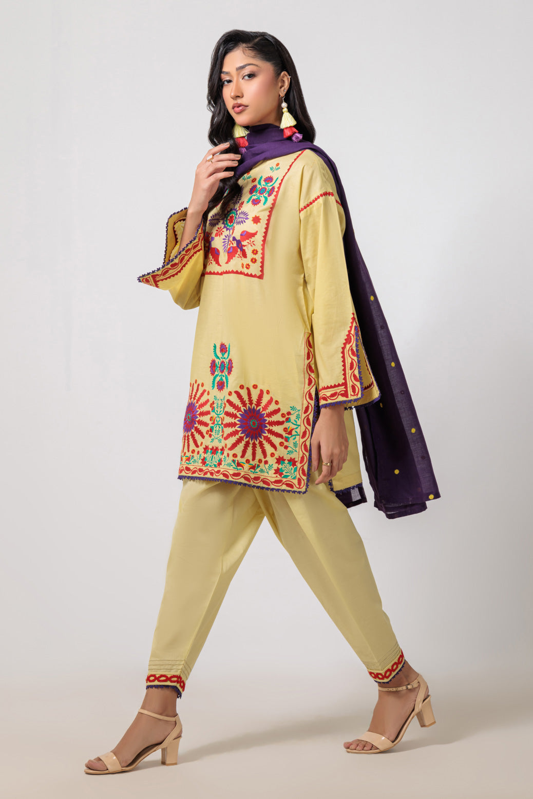 Bonanza Satrangi | Dhani Cambric 3 Piece (PWS7243P08) 10 Dhani