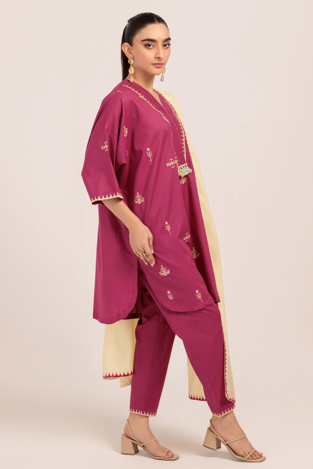 Bonanza Satrangi | Magenta Cambric 3 Piece (PWS7243P10) 10 Magenta