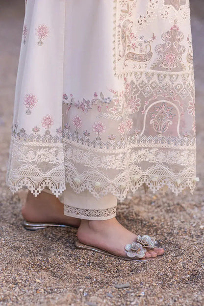 Qalamkar | Sahil Kinare Luxury Lawn | FP-13 MELEK - Pakistani Designer Dress - by Qalamkar | Type: Luxury - 100% Original at Saira Sultan