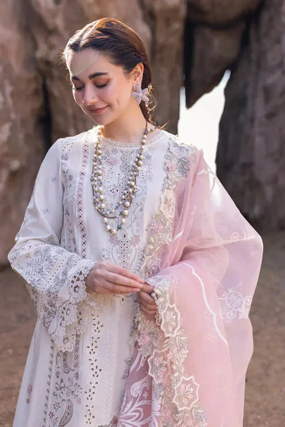 Qalamkar | Sahil Kinare Luxury Lawn | FP-13 MELEK - Pakistani Designer Dress - by Qalamkar | Type: Luxury - 100% Original at Saira Sultan