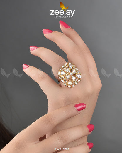 Cubic Ring-8272