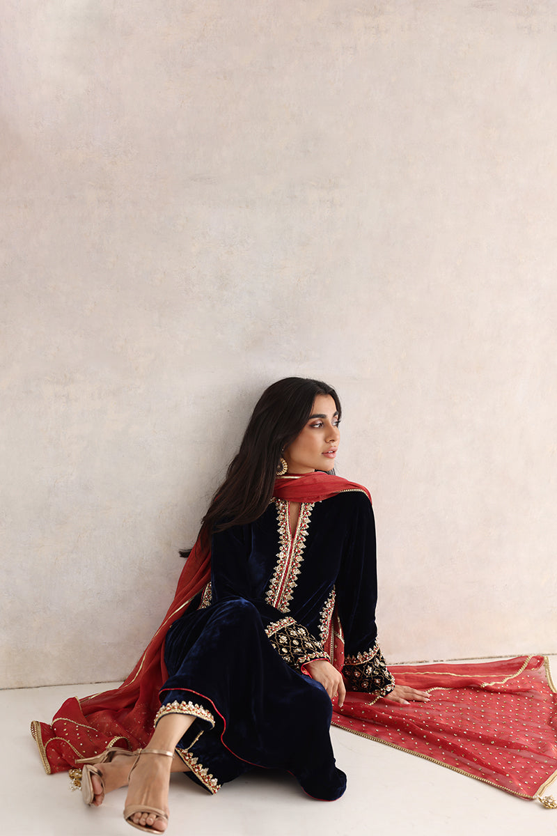 Sana Abbas | Velvet Formals | RAINA L Midnight Blue Velvet