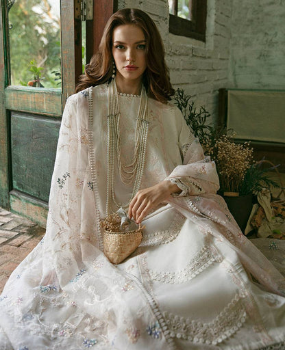 Republic Womenswear | Embroidered Pret 24 | Leuer - Pakistani Designer Dress - by Republic Womenswear | Type: Luxury - 100% Original at Saira Sultan