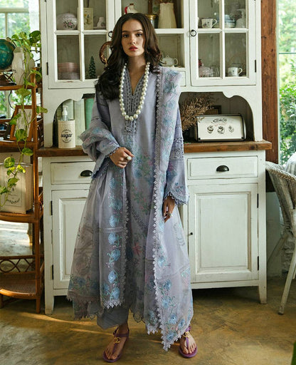 Republic Womenswear | Embroidered Pret 24 | Eugine - Pakistani Designer Dress - by Republic Womenswear | Type: Luxury - 100% Original at Saira Sultan