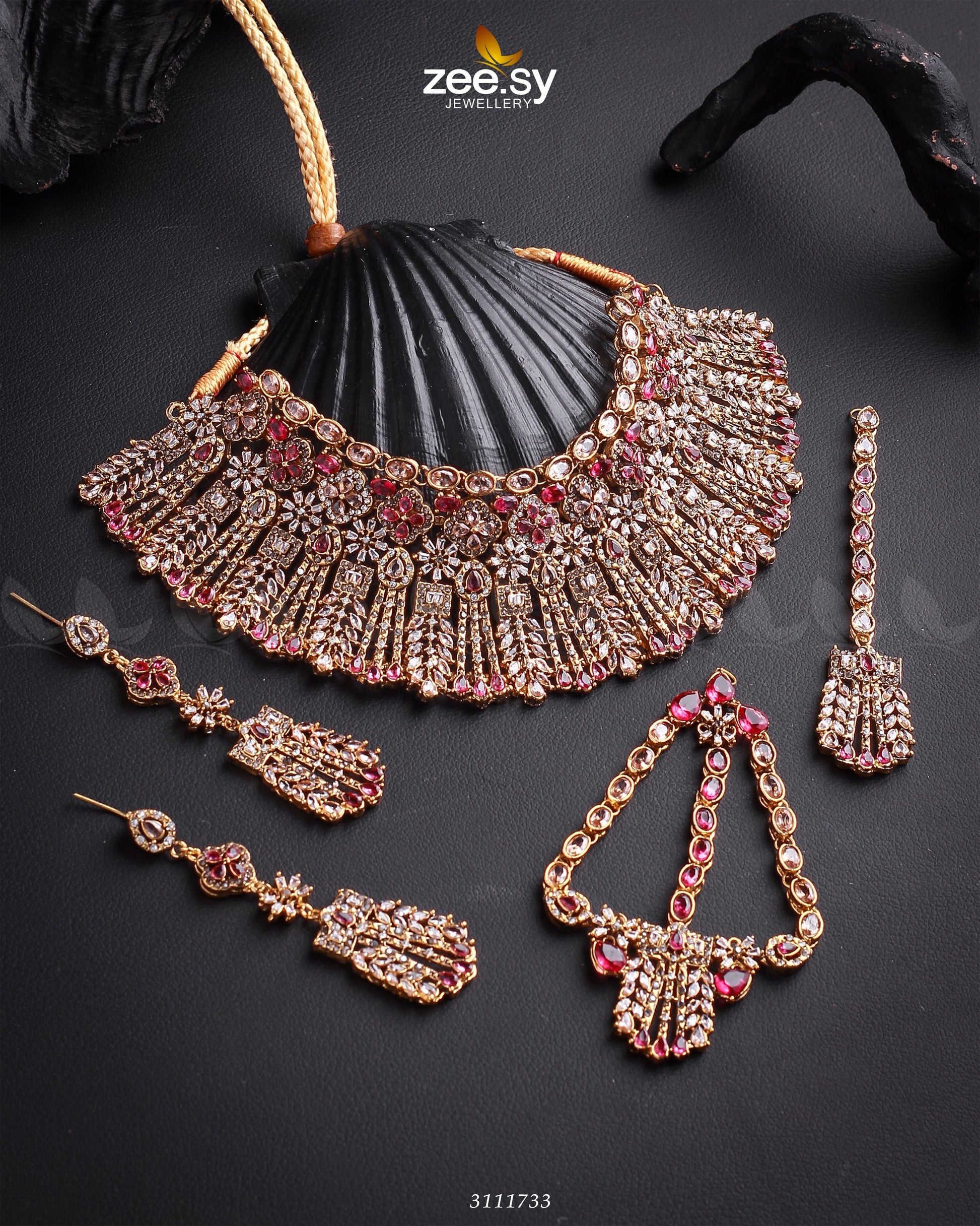 Momina Bridal Sets Golden Ruby