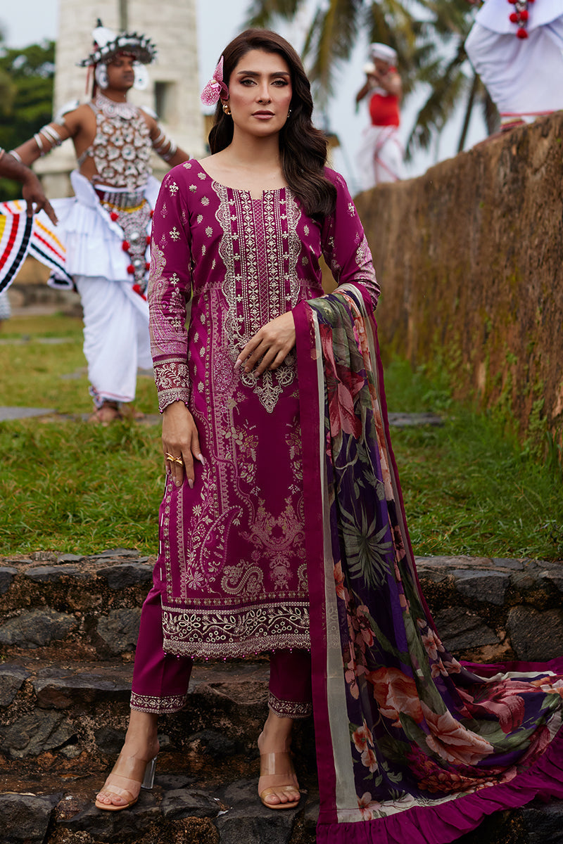 Gulaal | Saffira Lawn 25 | Aria XS Wine Lawn