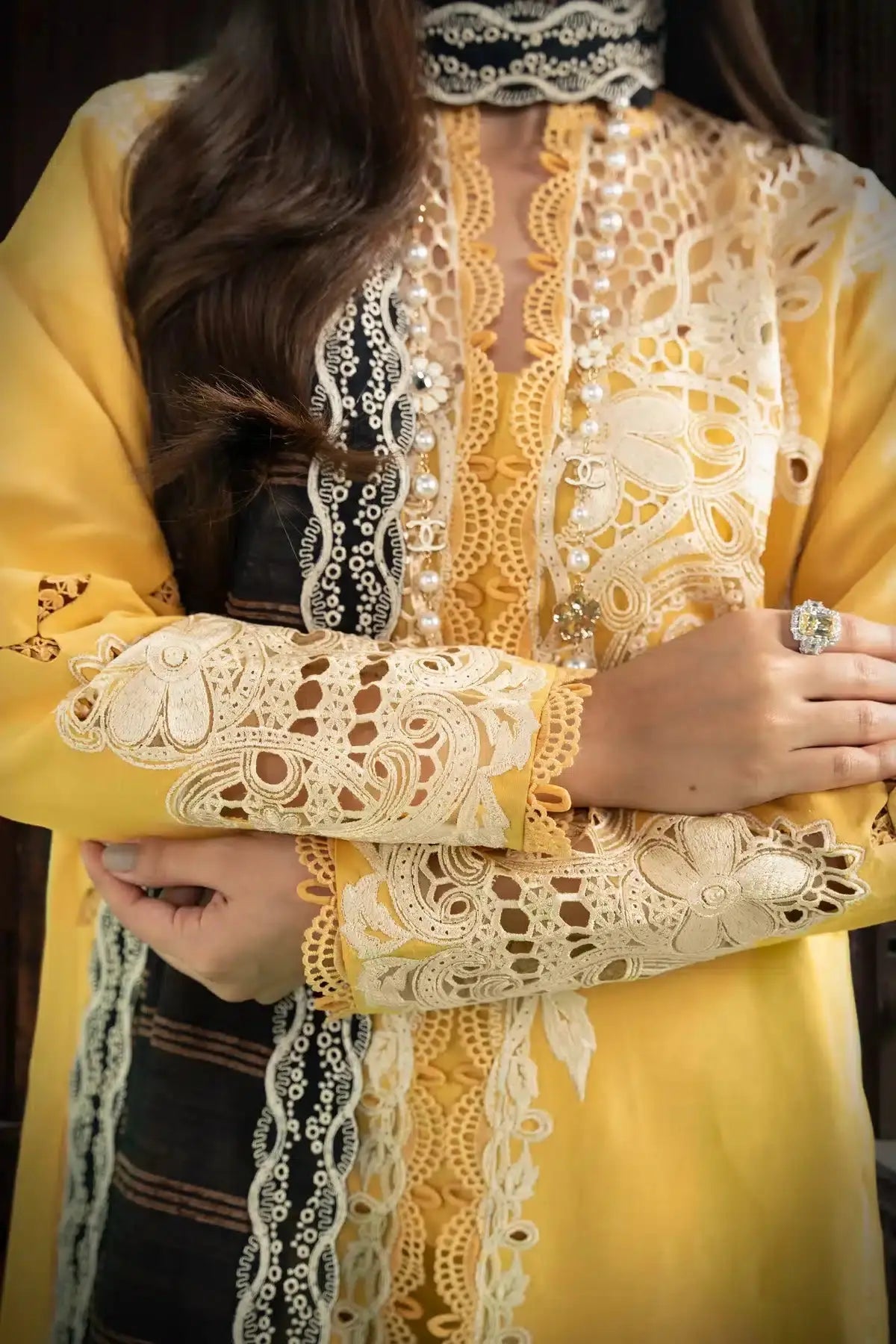 Sable Vogue | Winter 23 | SWC-05-23 - Pakistani Designer Dress - by Sable Vogue | Type: Luxury - 100% Original at Saira Sultan