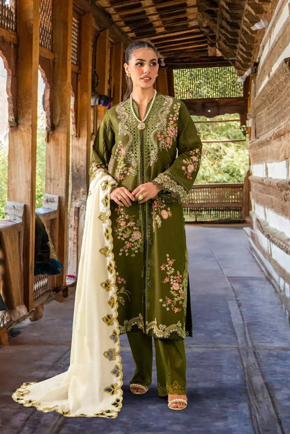 Sable Vogue | Winter 23 | SWC-06-23 - Pakistani Designer Dress - by Sable Vogue | Type: Luxury - 100% Original at Saira Sultan
