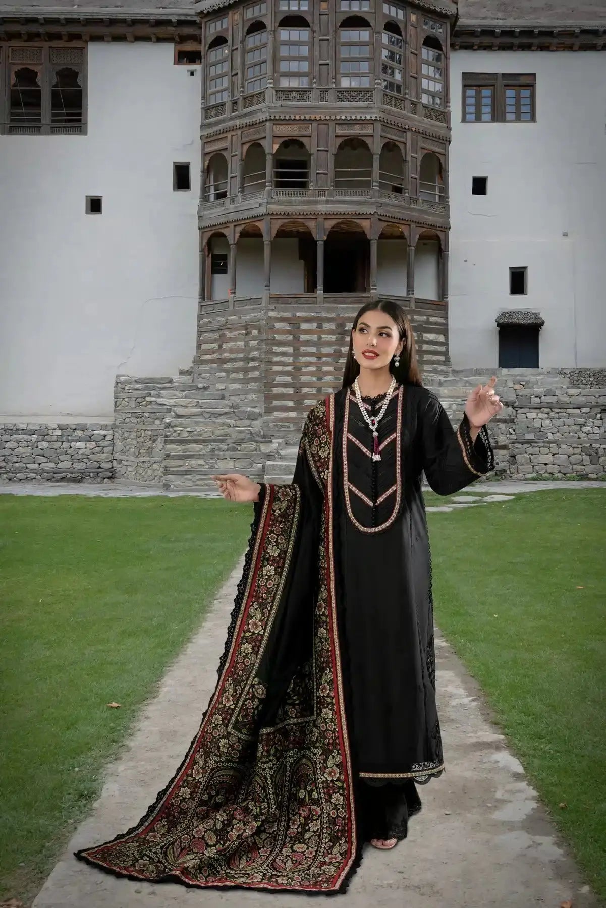 Sable Vogue | Winter 23 | SWC-07-23 - Pakistani Designer Dress - by Sable Vogue | Type: Luxury - 100% Original at Saira Sultan
