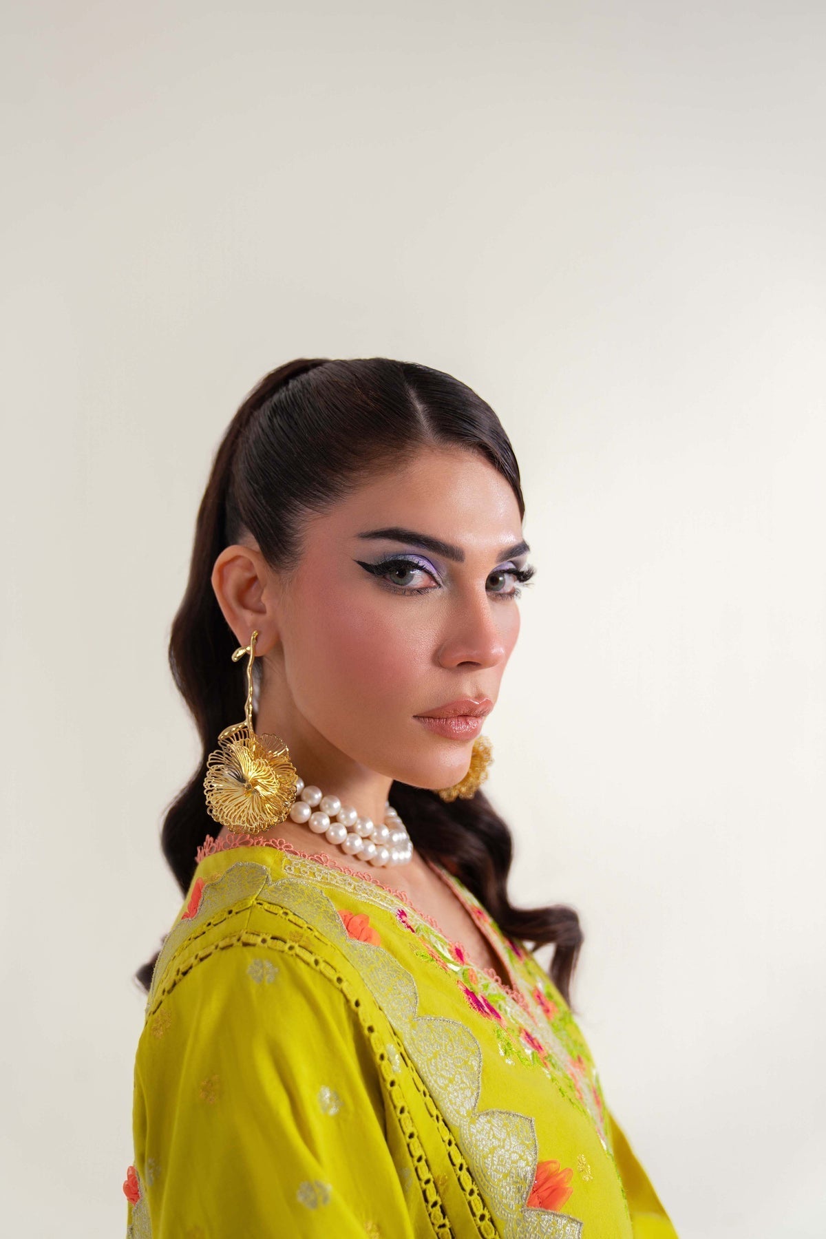 Sable Vogue | Luxury Lawn 25 | SL-04-25-V2 Custom Size Neon Green Lawn