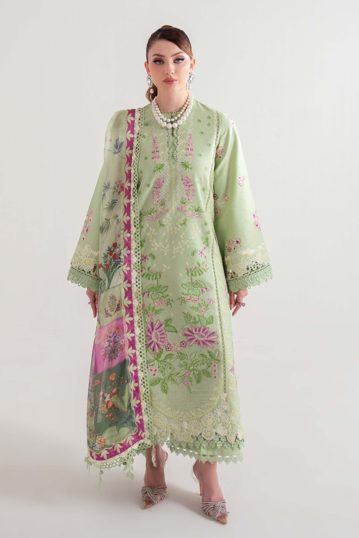 Sable Vogue | Luxury Lawn 25 | SL-09-25-V2 XS Mint Gray Lawn