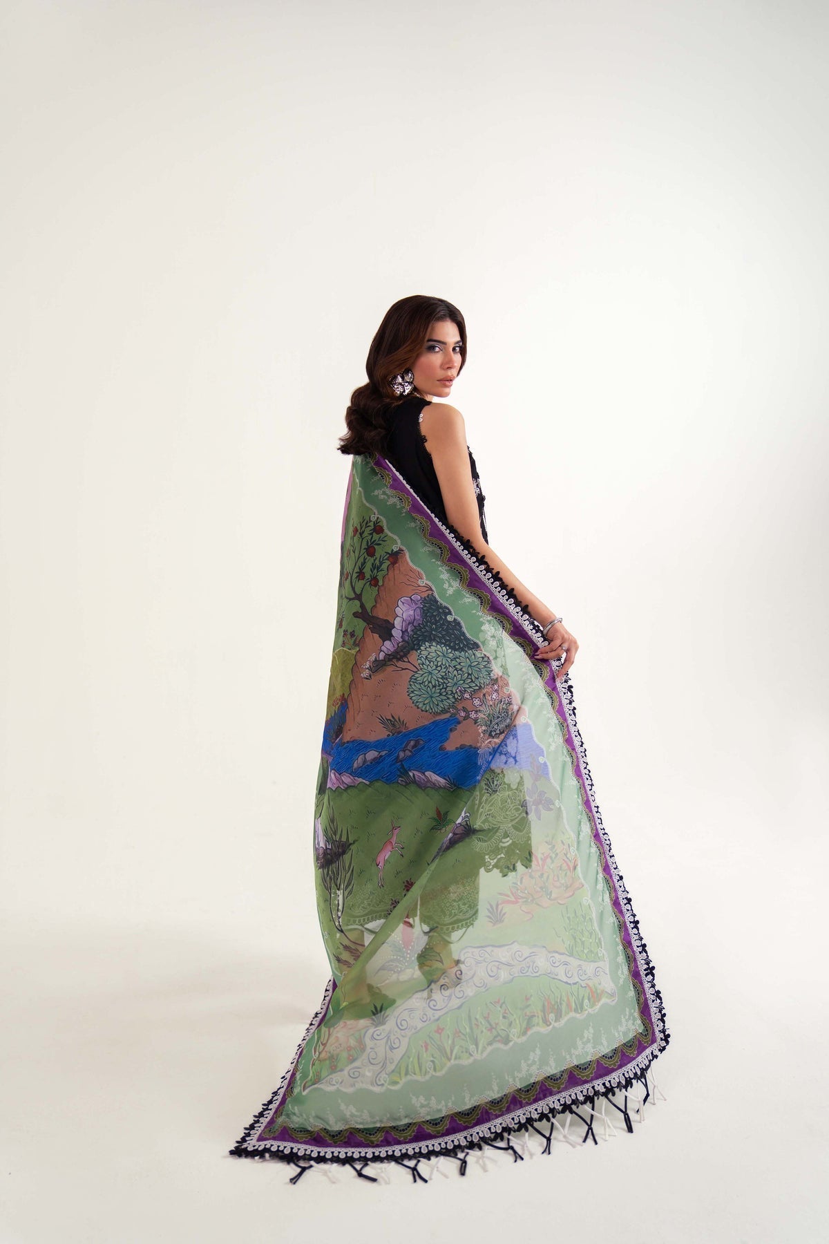 Sable Vogue | Luxury Lawn 25 | SL-10-25-V2 S Black Lawn