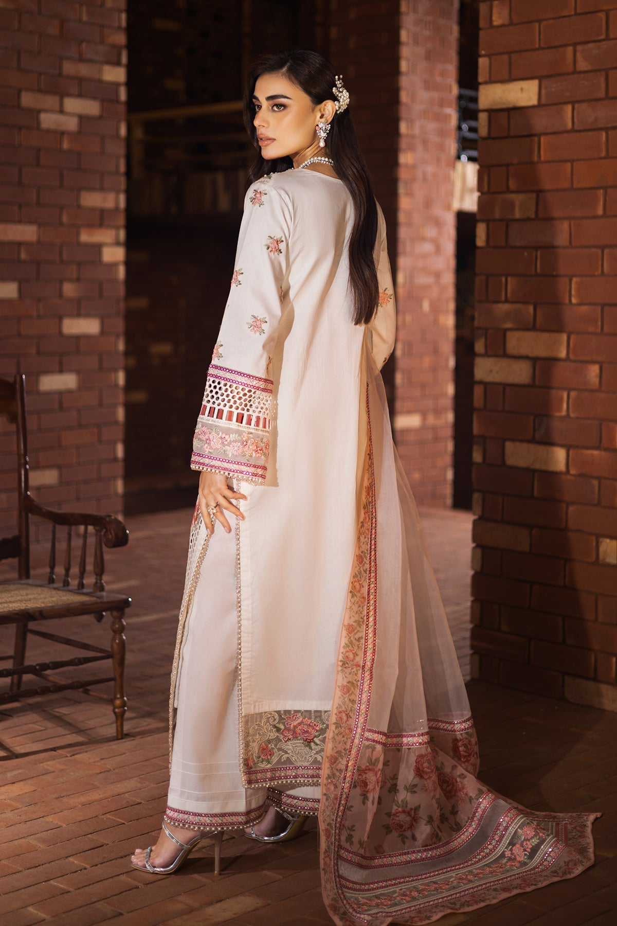 Imrozia Premium | Naya Luxury Eid Edit | SP-51 MEHZA S Off White Lawn
