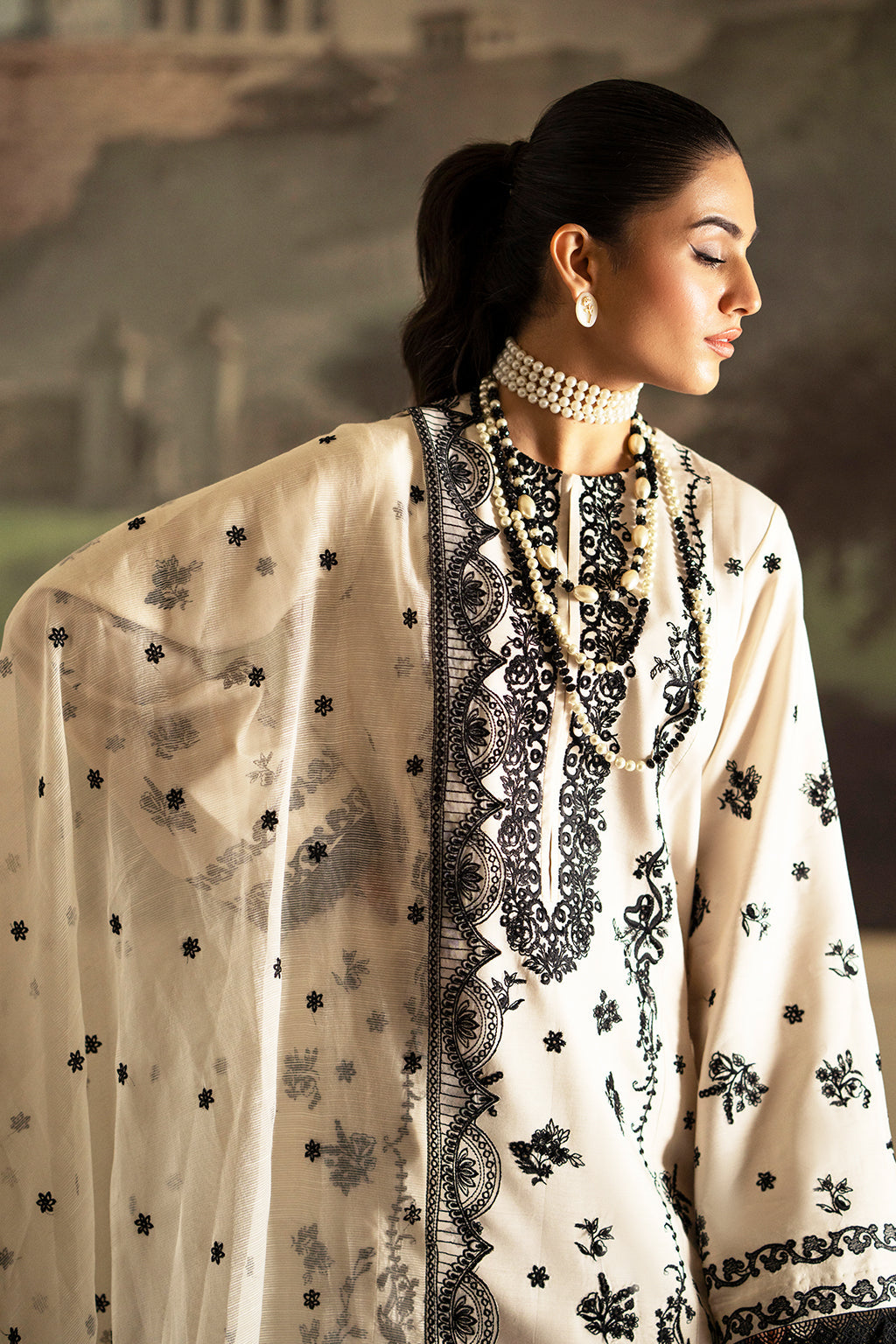 Saad Shaikh | Lumiere Winter |  D-05 Stellaire - Pakistani Designer Dress - by Saad Shaikh | Type: Ladies Clothes - 100% Original at Saira Sultan