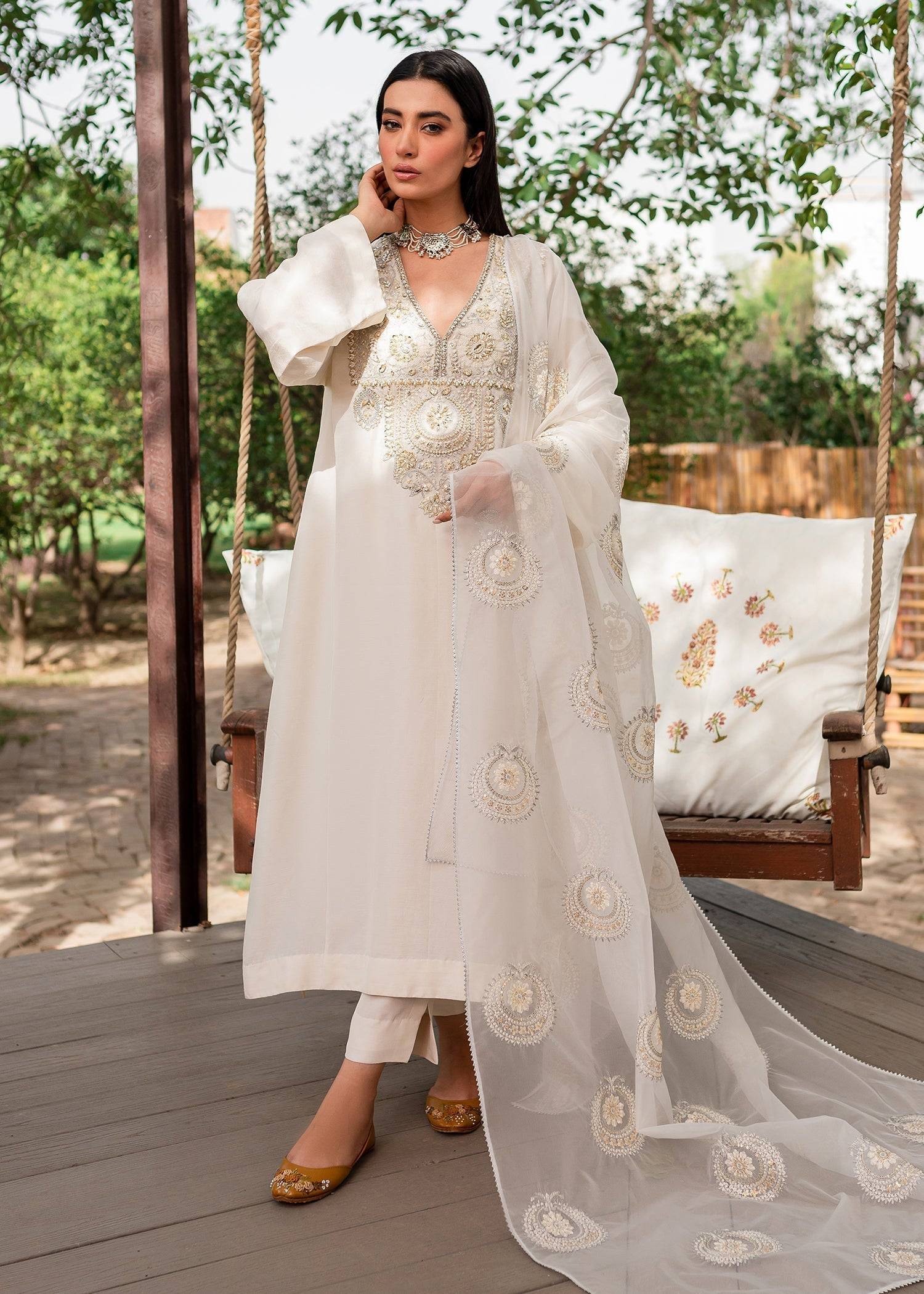 Sadaf Fawad Khan | Zinnia Festive Formals | Nysa - Pakistani Designer Dress - by Sadaf Fawad Khan | Type: Formal - 100% Original at Saira Sultan