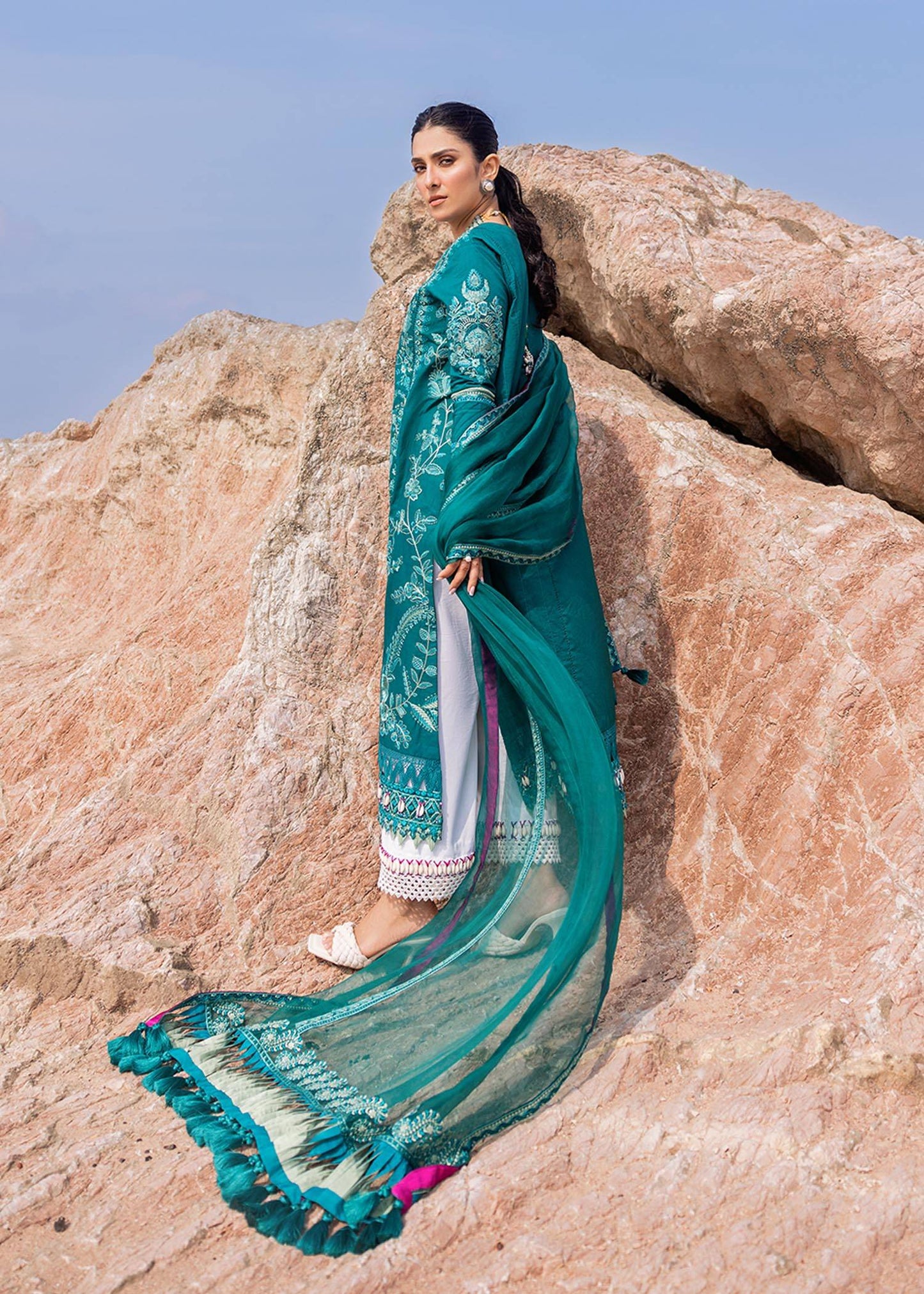 Sadaf Fawad Khan | Siraa Luxury Lawn 24| Elaheh (A) - Pakistani Designer Dress - by Sadaf Fawad Khan | Type: Luxury - 100% Original at Saira Sultan