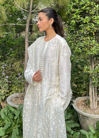 Sadaf Fawad Khan | Eid Pret 24 | Feray - Pakistani Designer Dress - by Sadaf Fawad Khan | Type: Formal - 100% Original at Saira Sultan