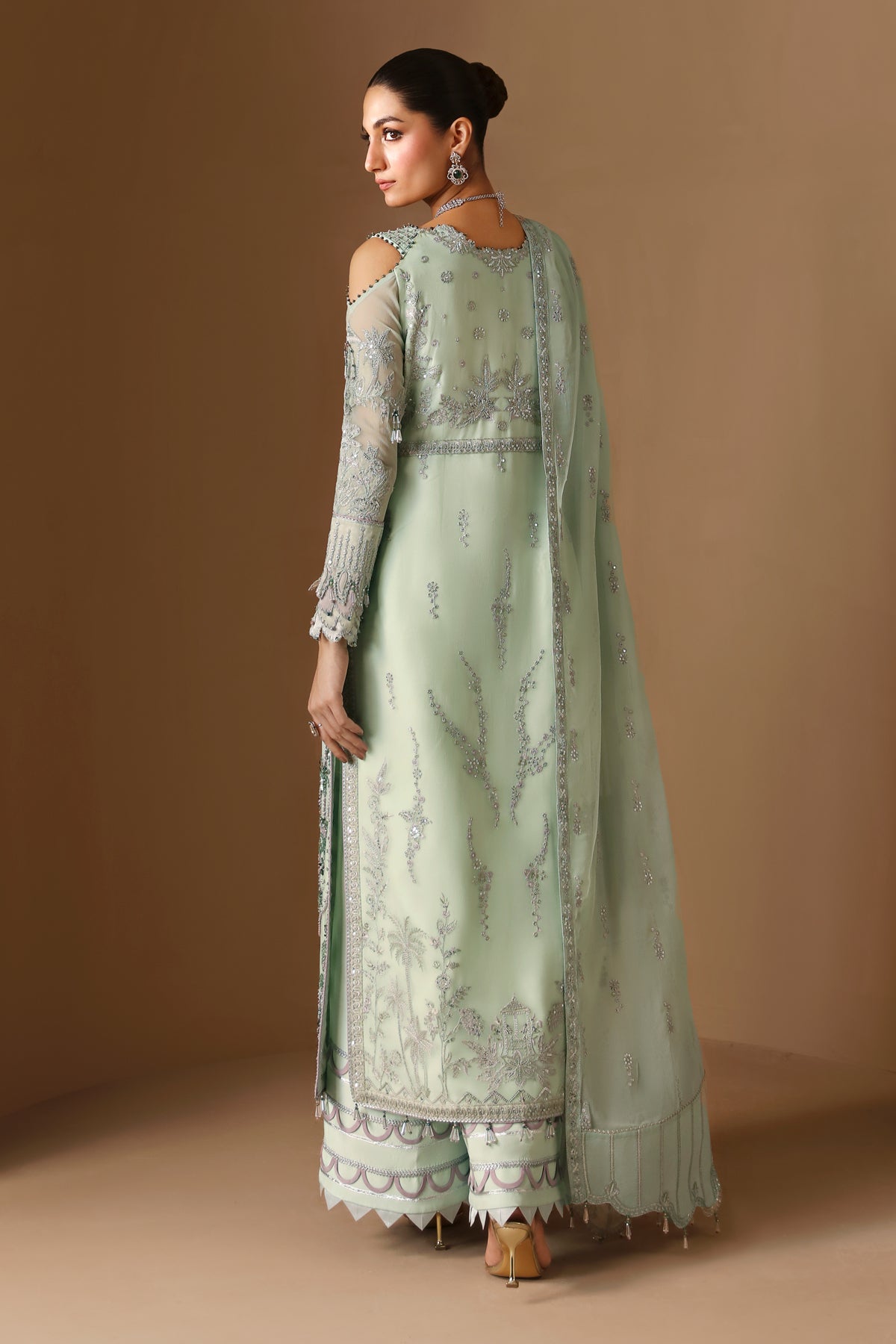 Alizeh | Reena Wedding Formals | AF-HM-4027-SAHAR - Pakistani Designer Dress - by Alizeh | Type: Ladies Clothes - 100% Original at Saira Sultan