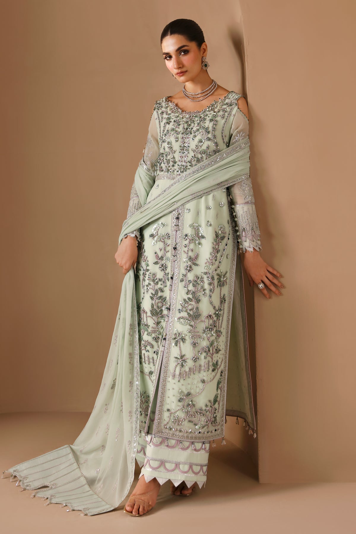 Alizeh | Reena Wedding Formals | AF-HM-4027-SAHAR - Pakistani Designer Dress - by Alizeh | Type: Ladies Clothes - 100% Original at Saira Sultan