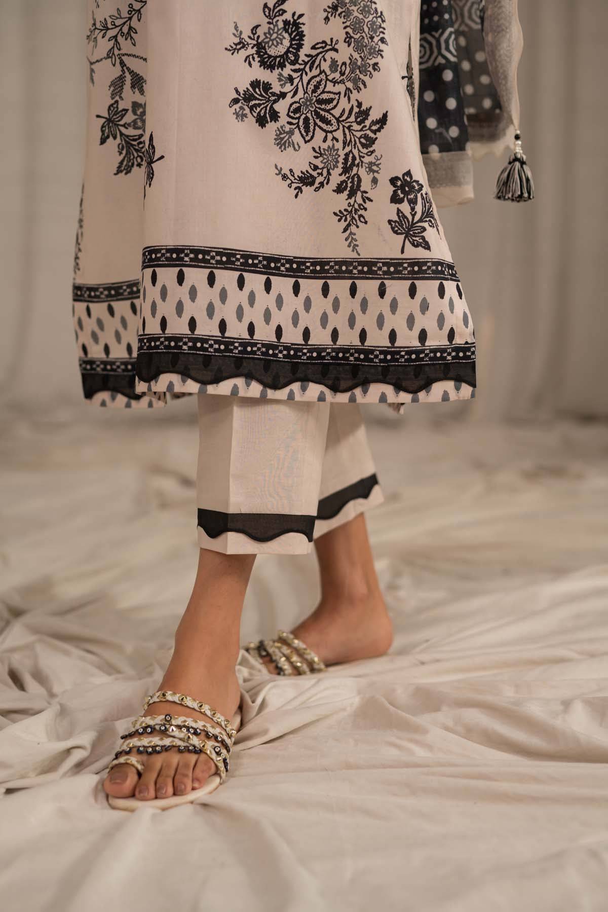 Sahar | Print Edit SS24 | P-11 - Pakistani Designer Dress - by Sahar | Type: Luxury - 100% Original at Saira Sultan